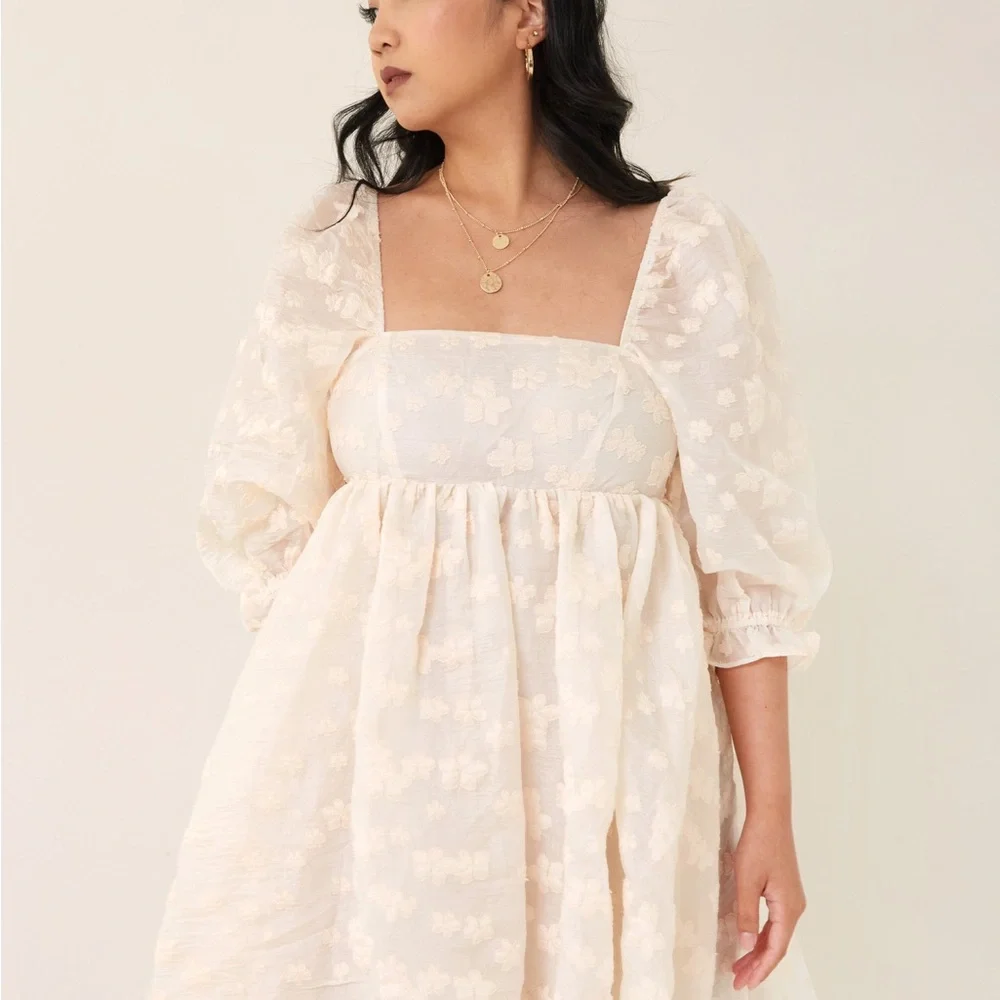 Honey Cream Floral Embroidered Babydoll Spring Dress Medium Fairytale Dreamy - Picture 5 of 8